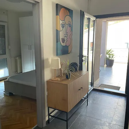 Stella Apartment
