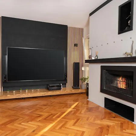 Stella Apartment